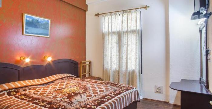 Hotel Nishat View